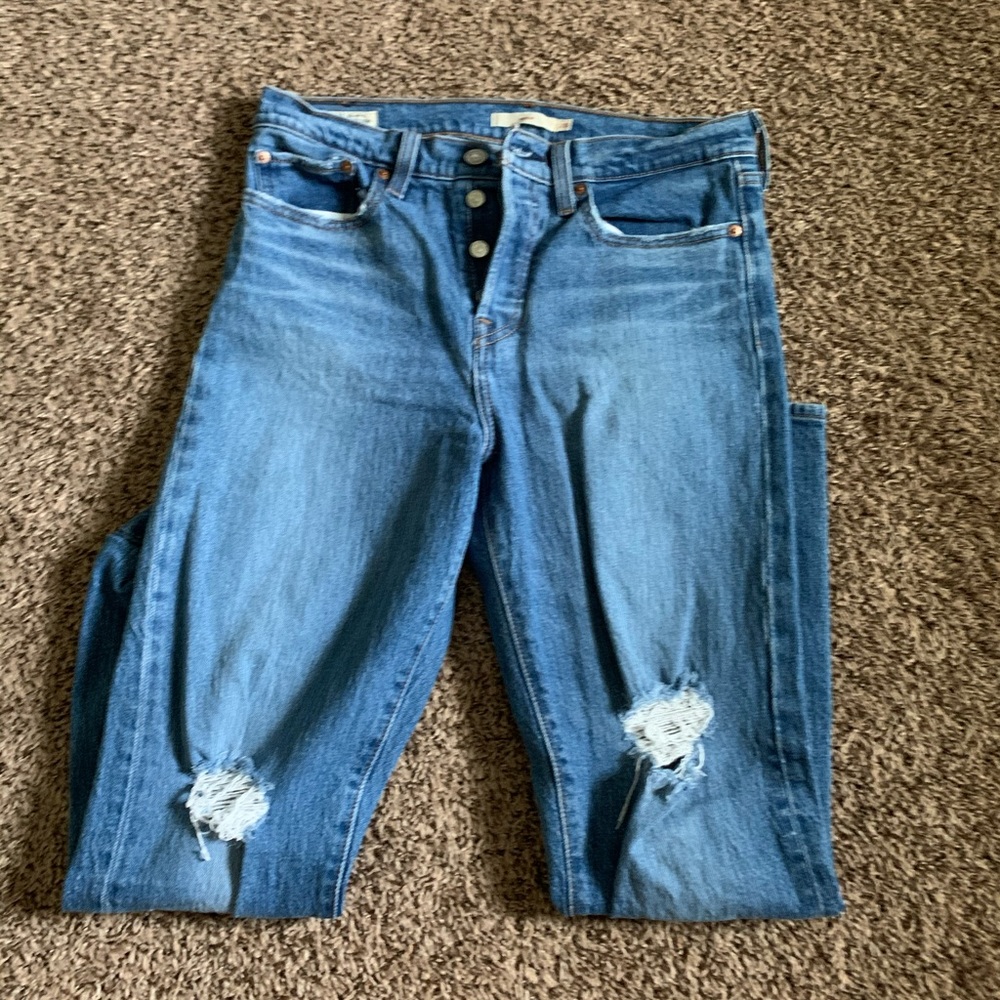 Levi’s Wedgie Jeans